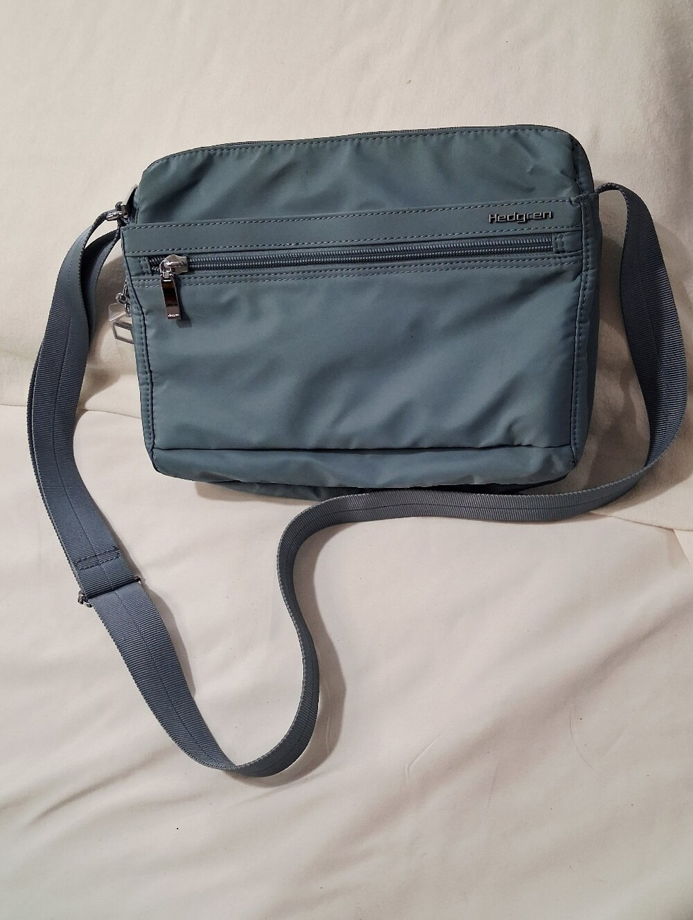 Hedgren Eye Medium Blue Women's Crossbody Bag - Lightweight Everyday Carry